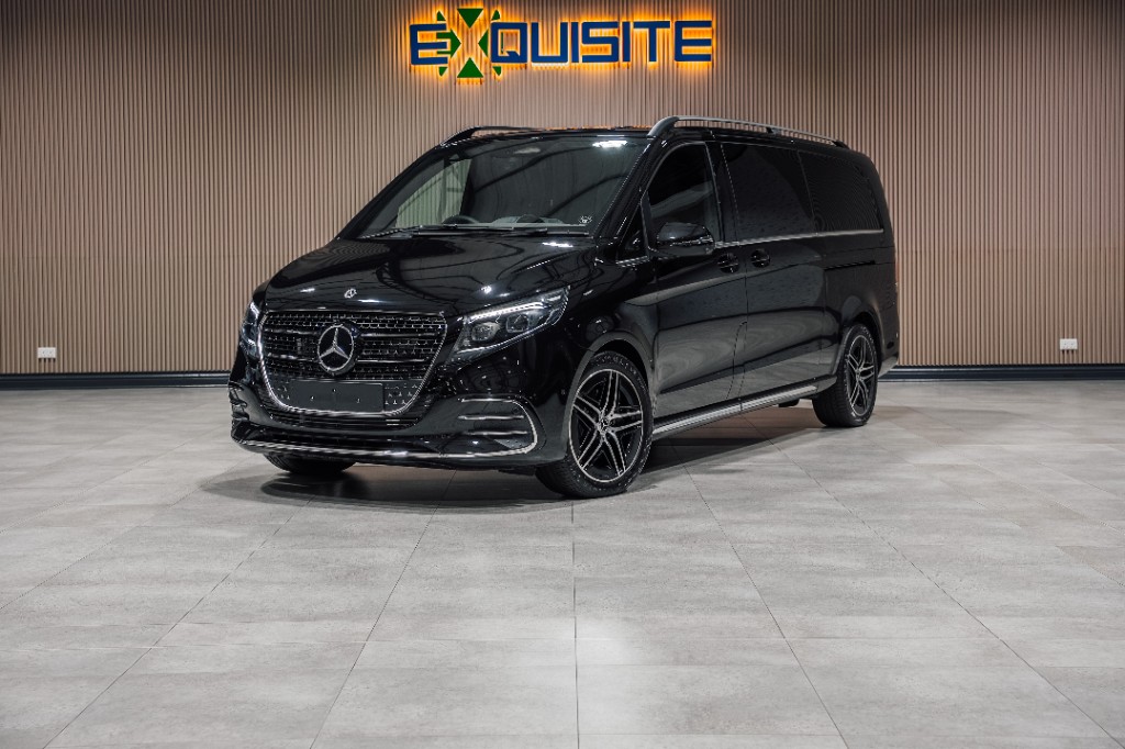 Mercedes-Benz V-Class in black
