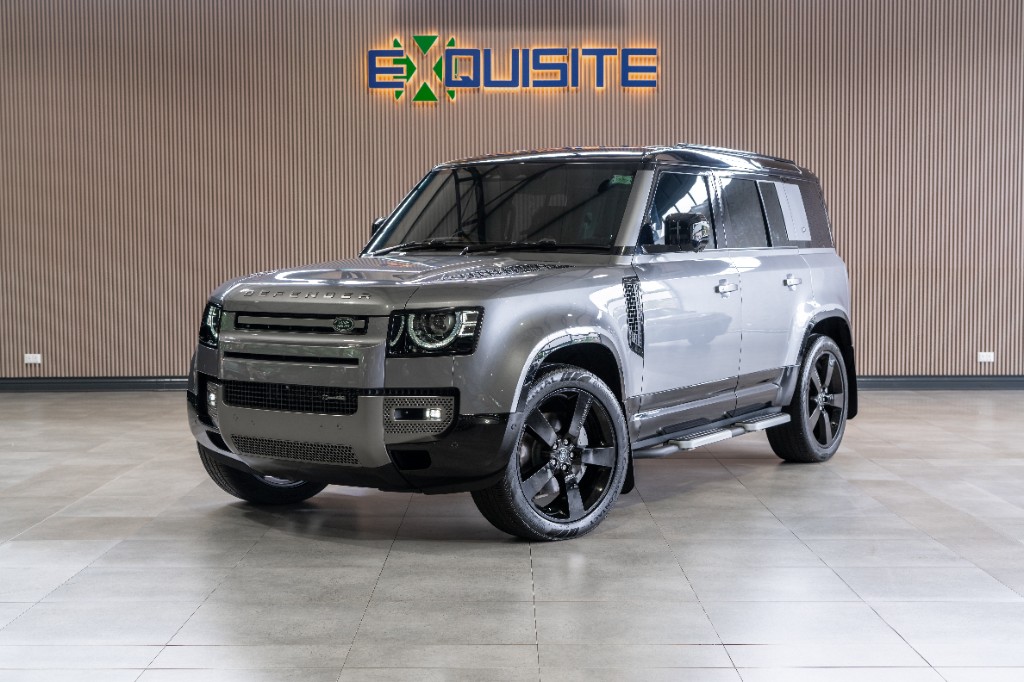 Land Rover Defender 110 in silver with black roof