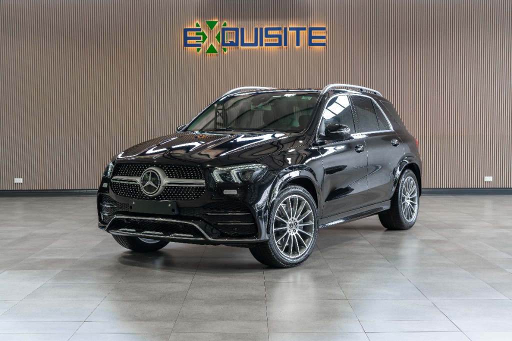 Mercedes-Benz GLE in black