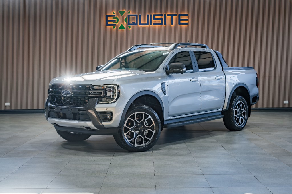 Ford Ranger silver double cab