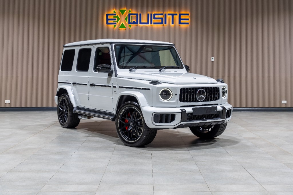 Mercedes-AMG G 63 in white with red interior