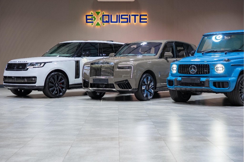 Harare showroom — Range Rover, Cullinan, and G-Class